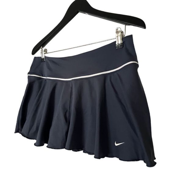 ⭐️Host Pick⭐️ Nike: Dri-Fit Athletic Mini Skort - Picture 2 of 9